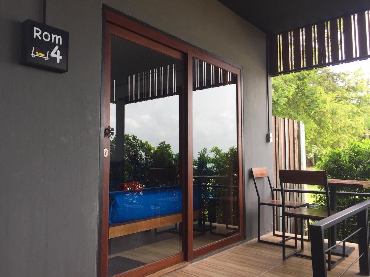 Hotel Baan Rom Talay Made' à Ko Samet Extérieur photo